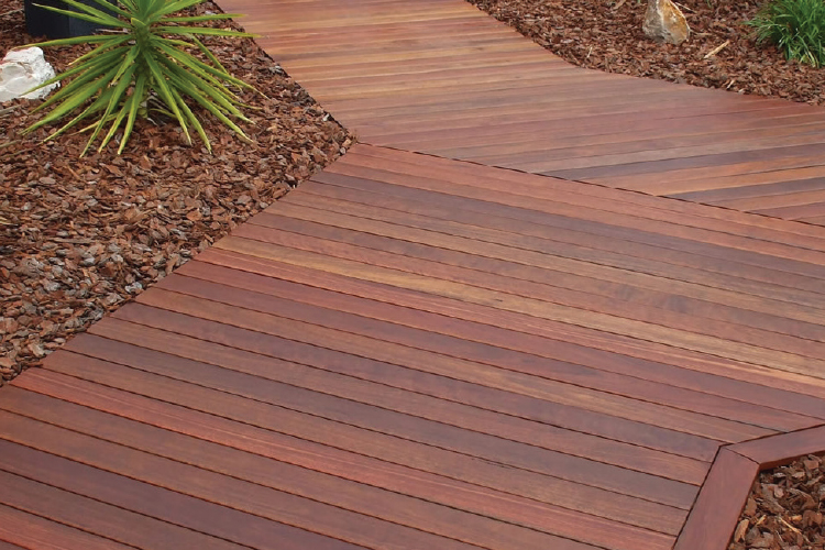 decking-reformed-landscapes